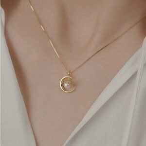 Women's Planet Necklace Niche Design Temperament Saturn Clavicle Chain Versatile